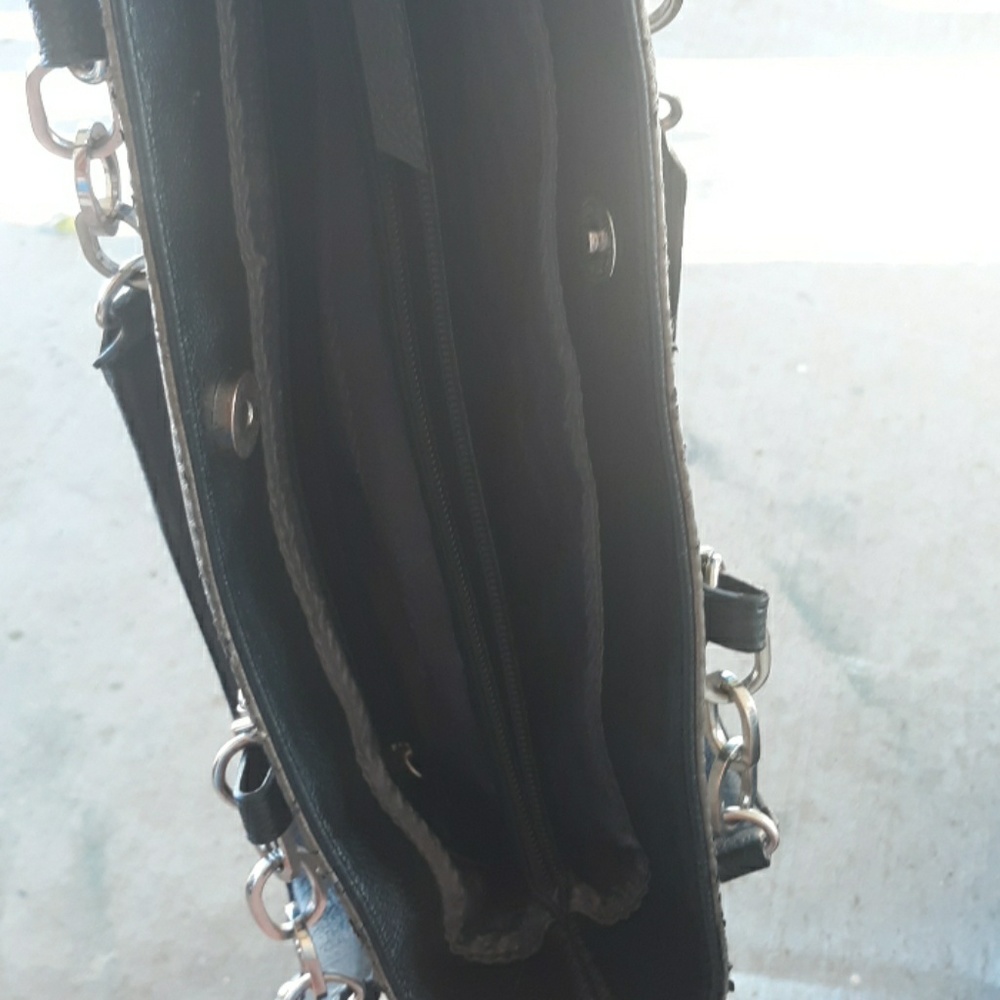 Purse - Picture 3 of 3